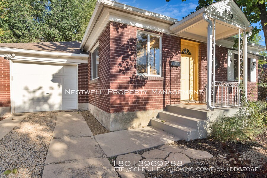 Primary Photo - Charming Historic Rose Park 3 bedroom home