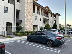 Building Photo - 1204 NW 100th Ave