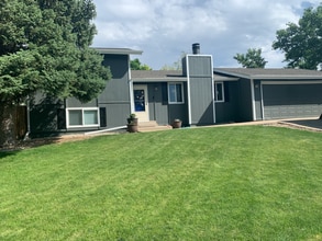 Building Photo - 13542 Hazel Pl