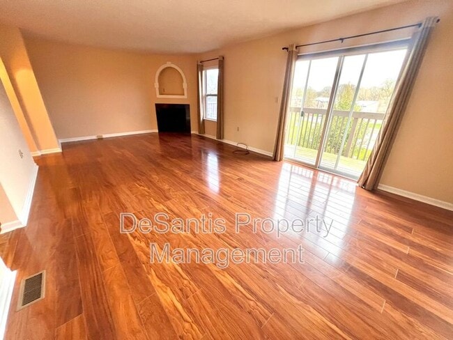 Building Photo - 119 Antler Hollow Dr