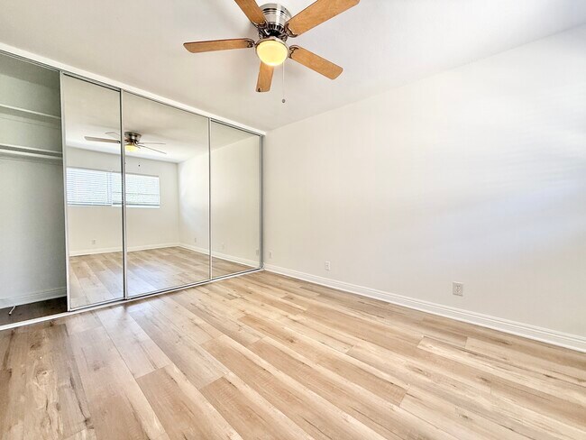 Foto del edificio - 1541 N Formosa Ave