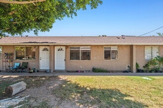 Building Photo - 555 S Bellview