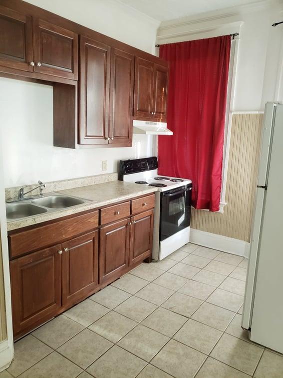 Foto del edificio - 1079 College St. Apt. 2