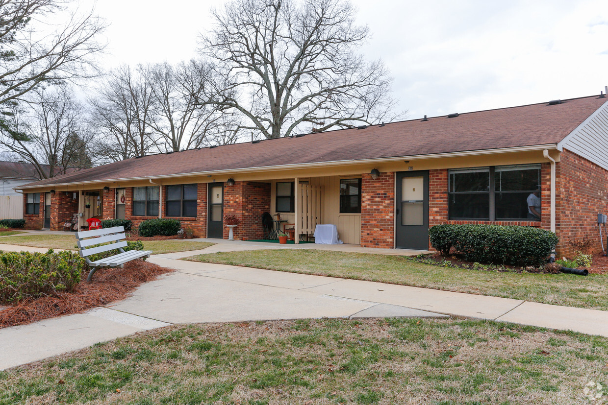 Primary Photo - White Hill Senior Apartments