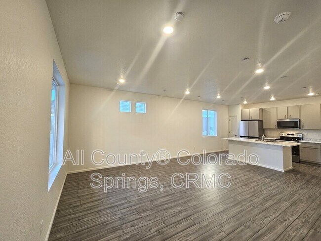Foto del edificio - 9256 Lytle Grv