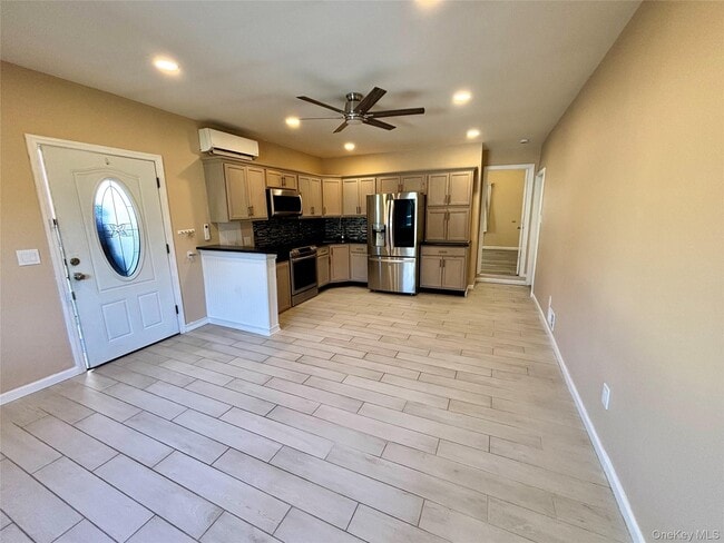 Foto del edificio - 158 Noel Dr