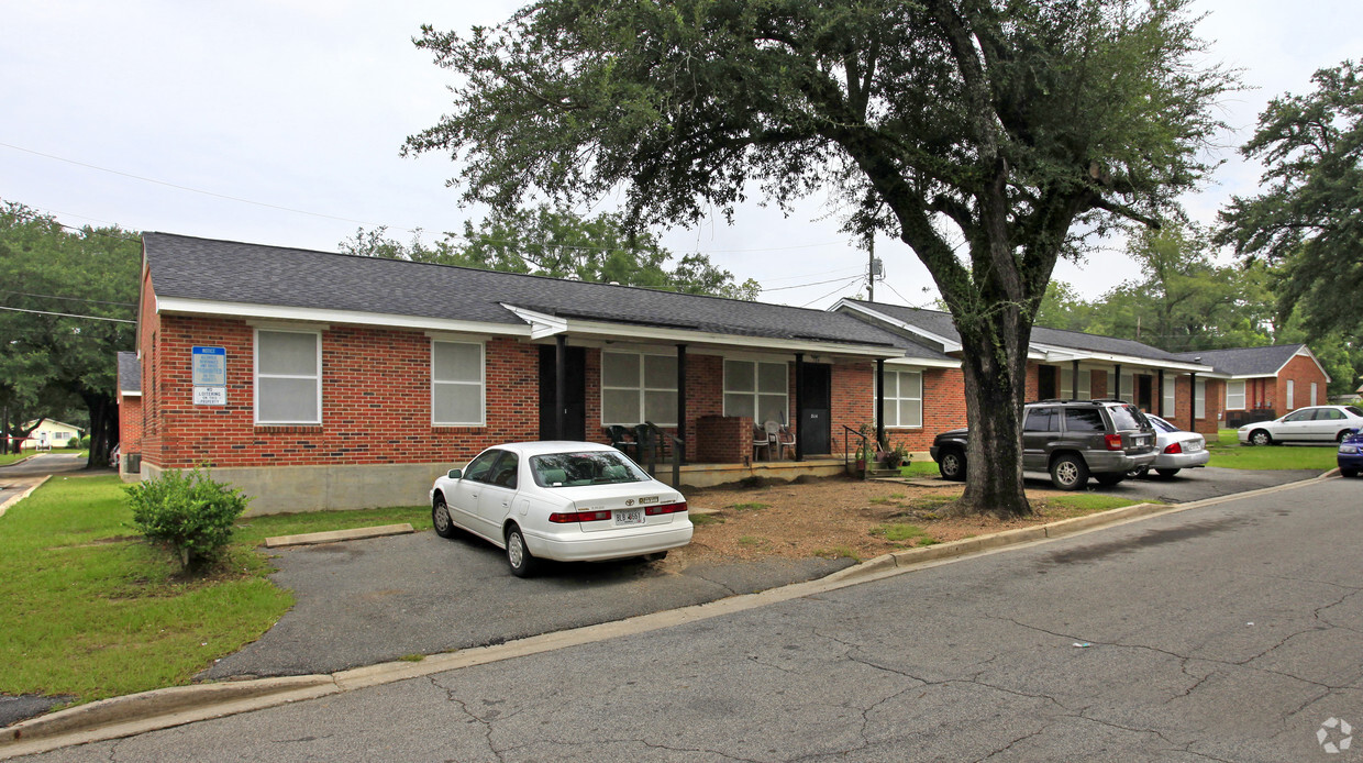 Building Photo - Faircloth Homes