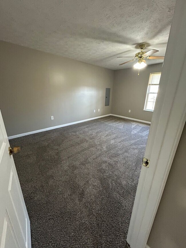 Foto del edificio - 3 Bedroom 2 Bathroom Single Family Home