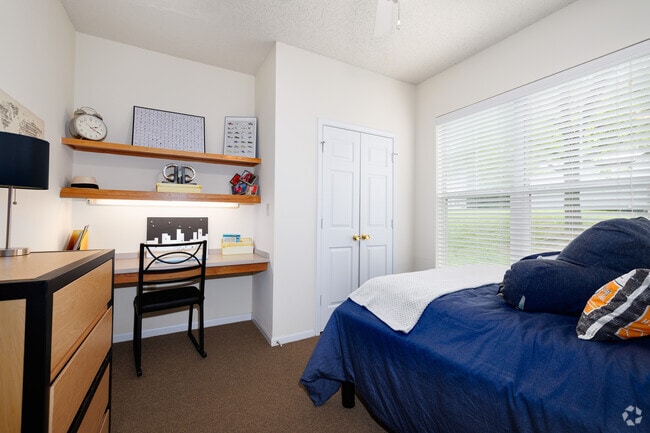 4BD, 4BA - 1,442SF - Bedroom - Cape Trails