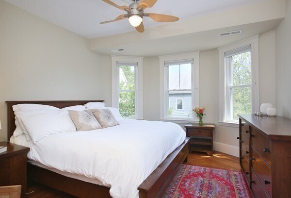 Foto del edificio - 425 Medford St