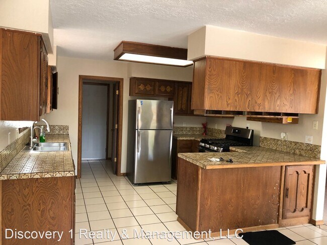 Foto del edificio - 3 br, 2 bath House - 2011 Spruce Needle RD SE