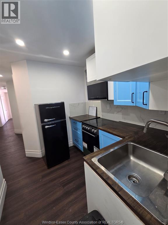 Building Photo - 1178 Giles Blvd E