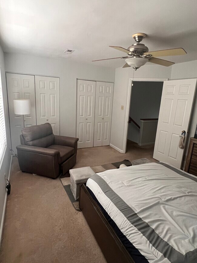 Foto del edificio - 4919 Heritage Heights Cir