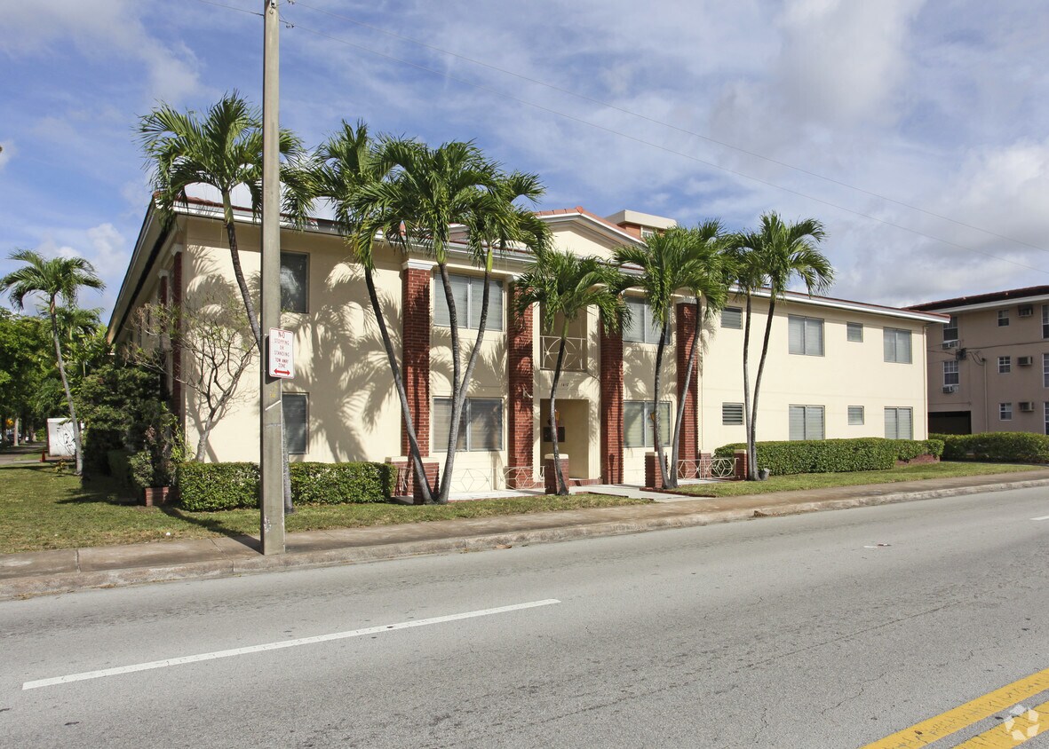 Foto del edificio - 1410 SW 37 Ave