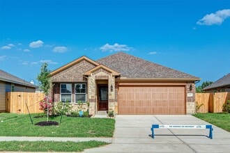 Building Photo - 2031 Stella Pne Dr