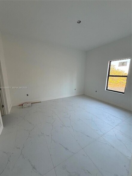 Foto del edificio - 66 Organ St