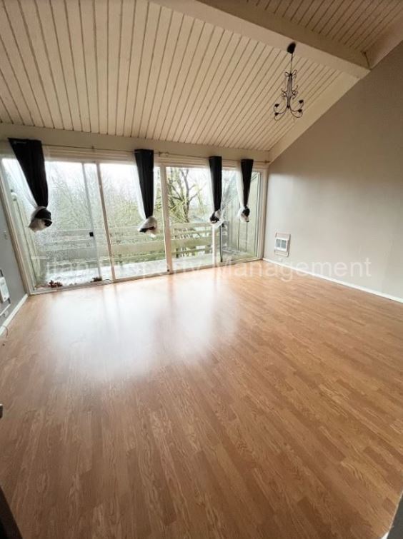Building Photo - Comfortable condo living in Tanglewood!