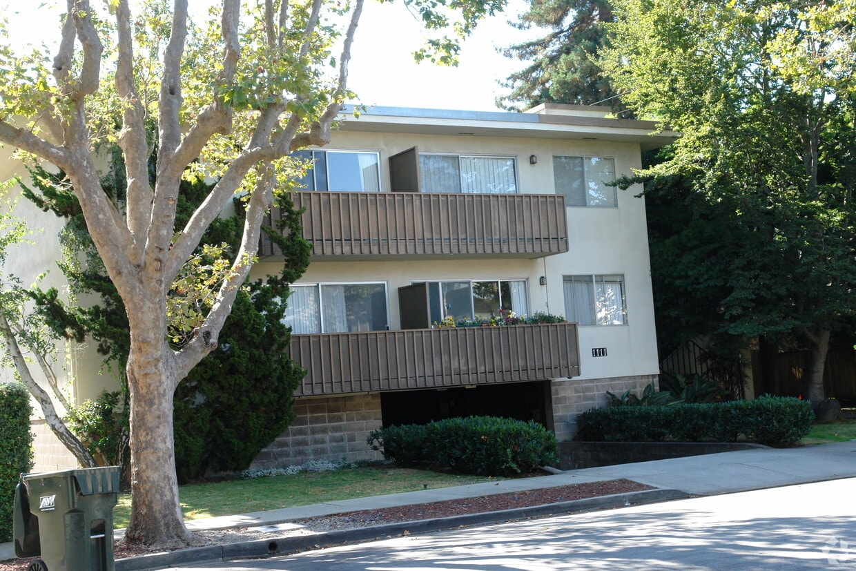1111 Douglas Ave, Burlingame, CA 94010 Apartments in Burlingame, CA