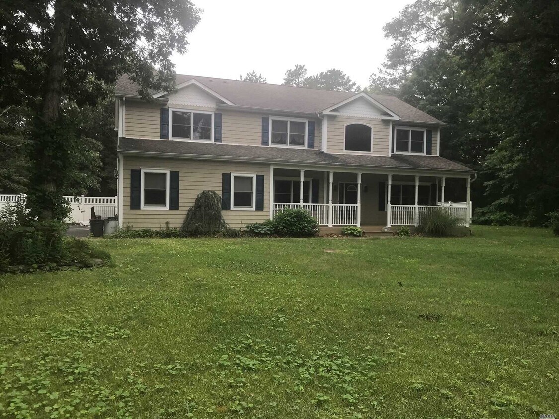 Foto principal - 112 Gerard Rd