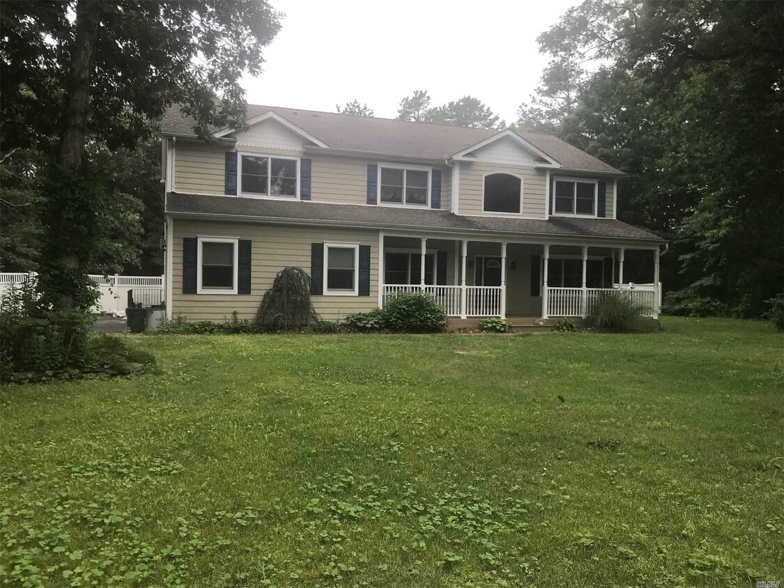 Primary Photo - 112 Gerard Rd