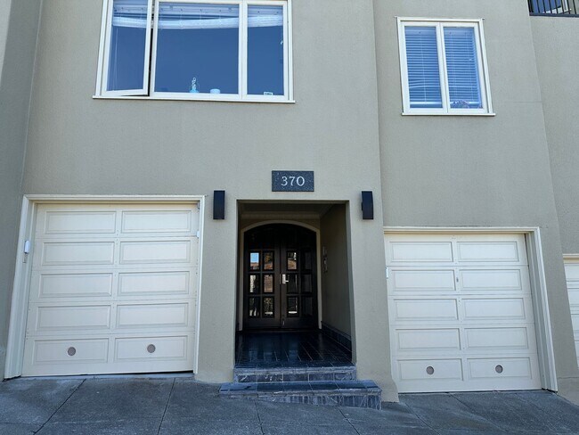 Foto del edificio - 370 Upper Terrace