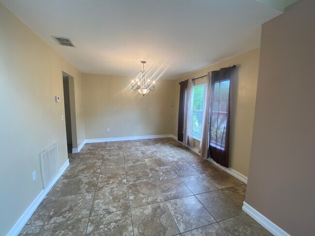 Foto del edificio - 9732 Water Fern Cir
