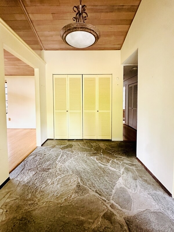 Foto del edificio - 9530 NE 30th St