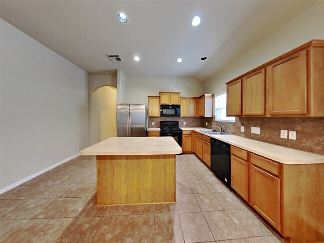 Building Photo - 14210 Merganser Dr