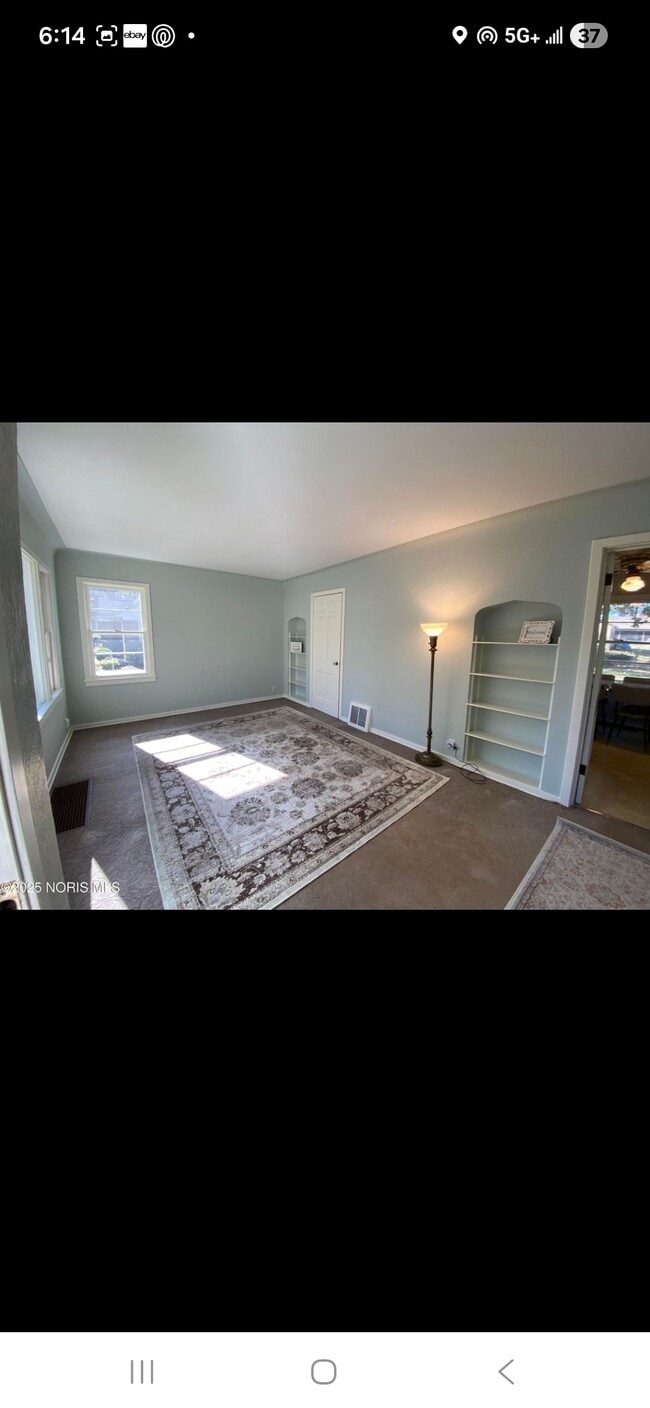 Foto del edificio - 3331 Van Fleet Pky