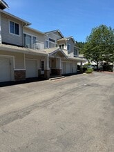 Building Photo - 4207 S 223rd St