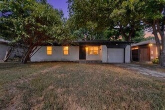 Building Photo - 445 Bolero Ave
