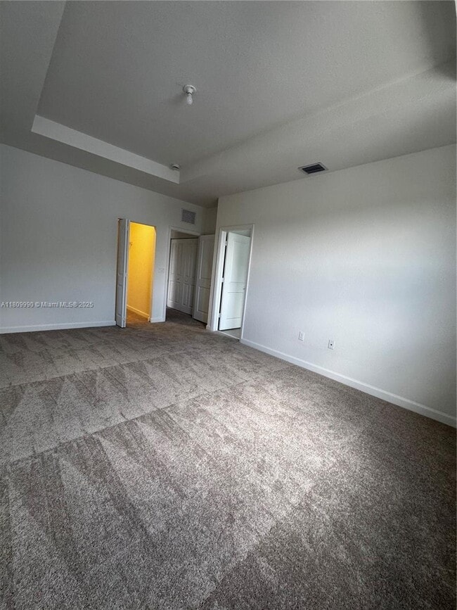 Building Photo - 128 SW 184th Way