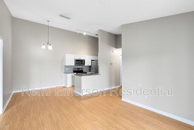 Foto del edificio - 2533 Grassy Point Dr
