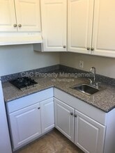 Building Photo - 244 Carmel Ave