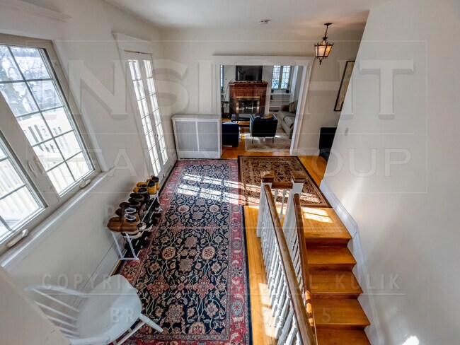 Foto del edificio - 79-81 Moraine St