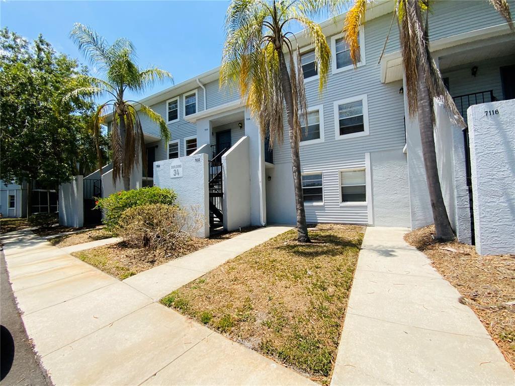 Foto principal - 7112 Waterside Dr