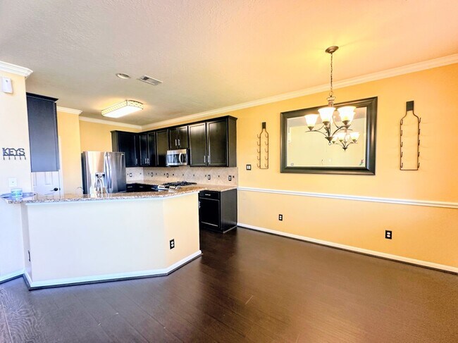 Foto del edificio - 21514 Sierra Long Dr