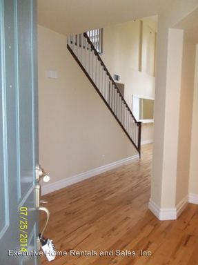 Building Photo - 43570 Savona St