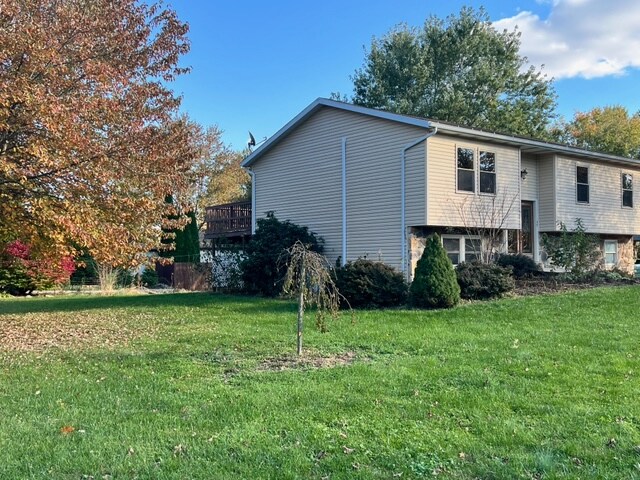 Building Photo - 49 Cardinal Dr