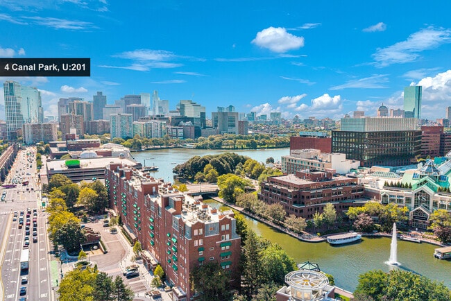 Building Photo - 4 Canal Park