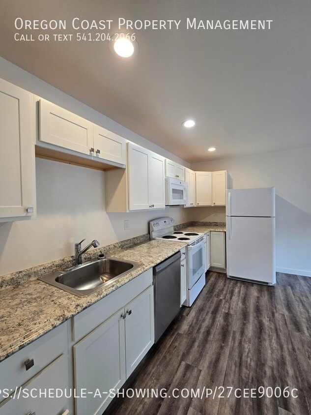 Foto del edificio - 170 SW Strawberry Ln