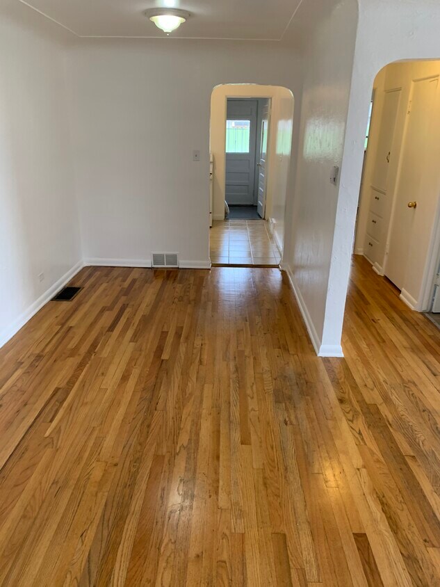Foto principal - 175 E Oxford Ave