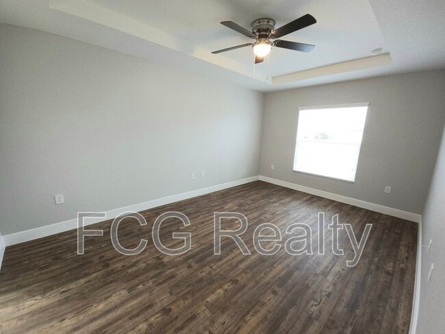 Foto del edificio - 4750 SW 139th St Rd