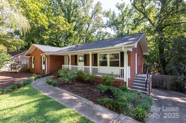 Foto del edificio - 3631 Havenwood Rd