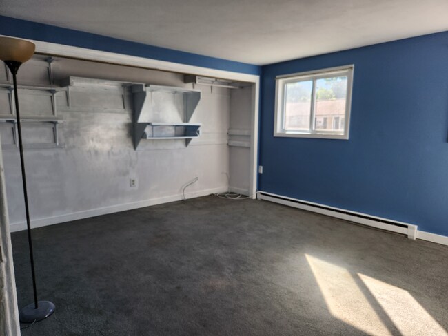 Building Photo - 23 Orchard Ave