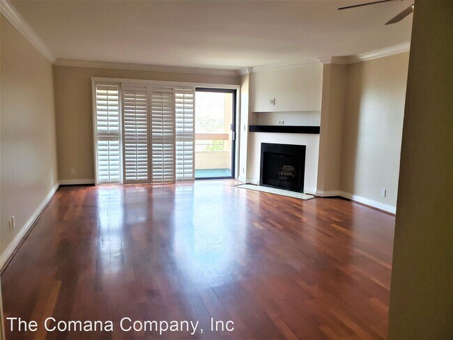 Building Photo - 2 br, 2 bath House - 7227 Navajo Road #210