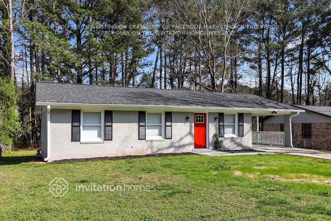 Building Photo - 3054 Cottonwood Dr SE