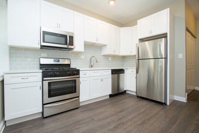 Foto del edificio - 6118 S Eberhart Ave