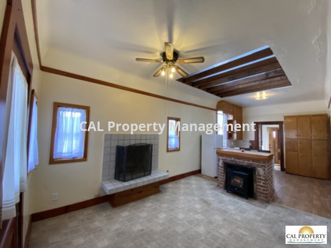 Building Photo - Two bedroom in Spreckles, CA!!