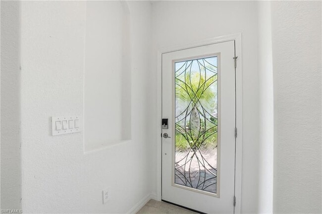 Building Photo - 2215 Dragonfruit Wy